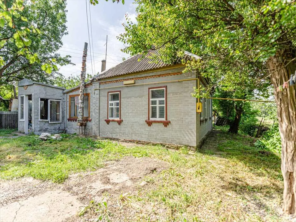 Житловий будинок в затишному пригороді,  за кілька хвилин від міста! | Приват житло