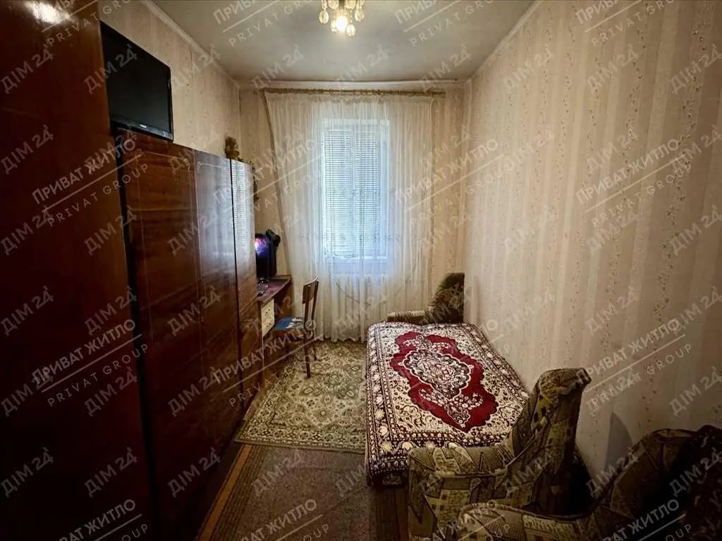 Частина будинку з окремим двором! | Приват житло