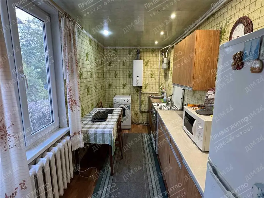 Частина будинку з окремим двором! | Приват житло