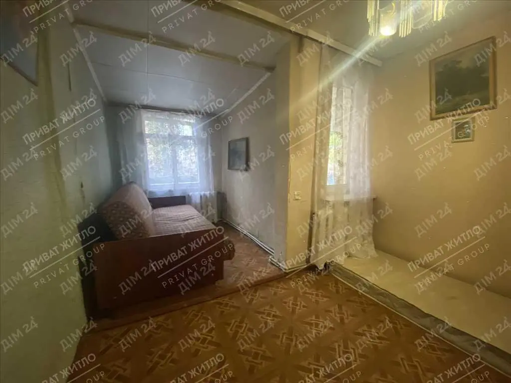 Частина будинку з окремим двором! | Приват житло