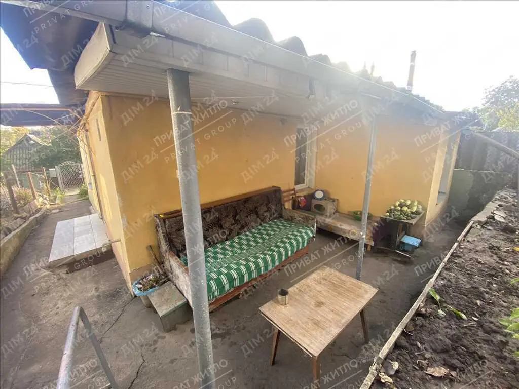 Частина будинку з окремим двором! | Приват житло
