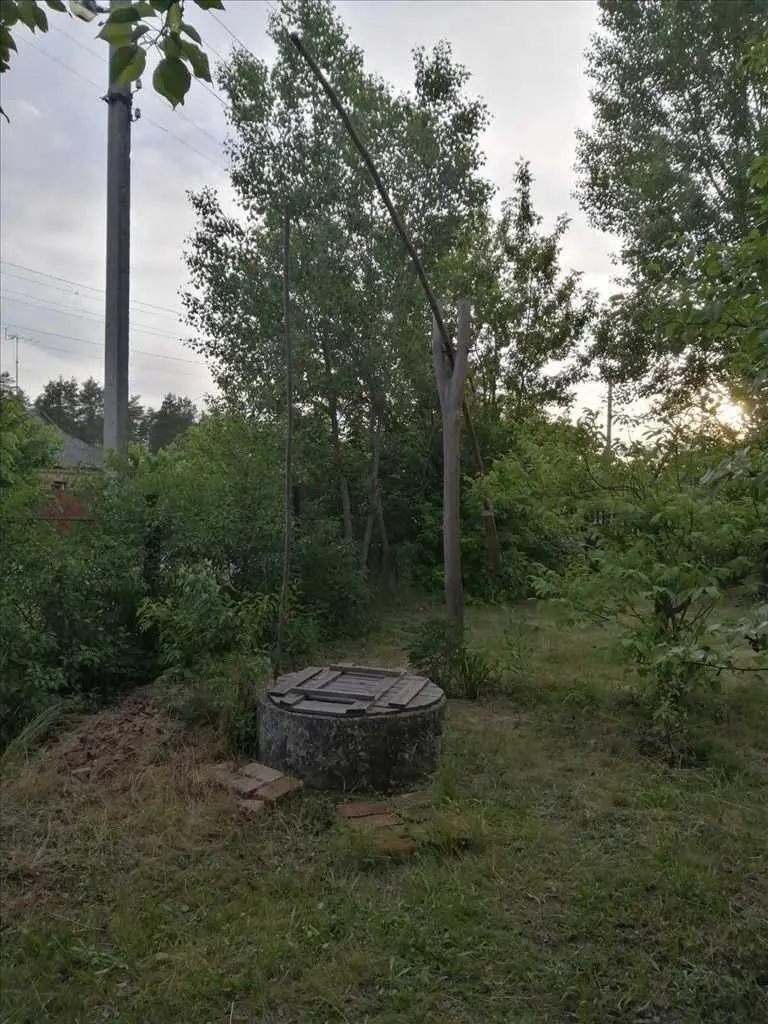 Гарне, мальовниче місце за межами міста. | Приват житло