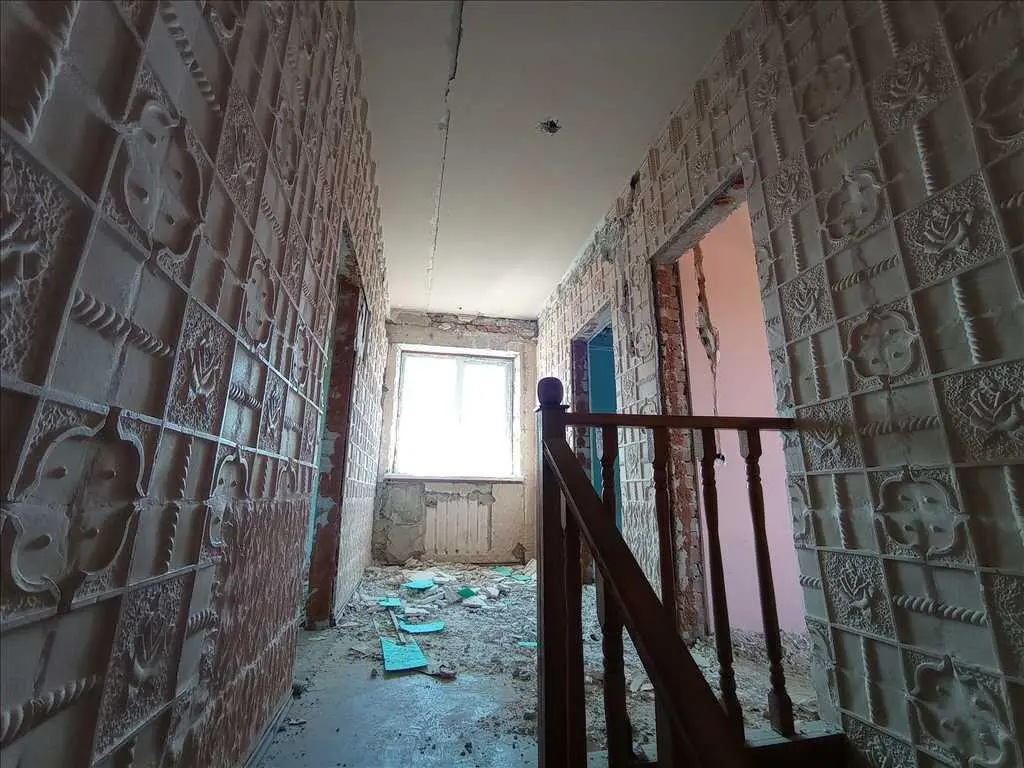 Двоповерховий будинок в районі Хрестовоздвиженського  монастиря | Приват житло