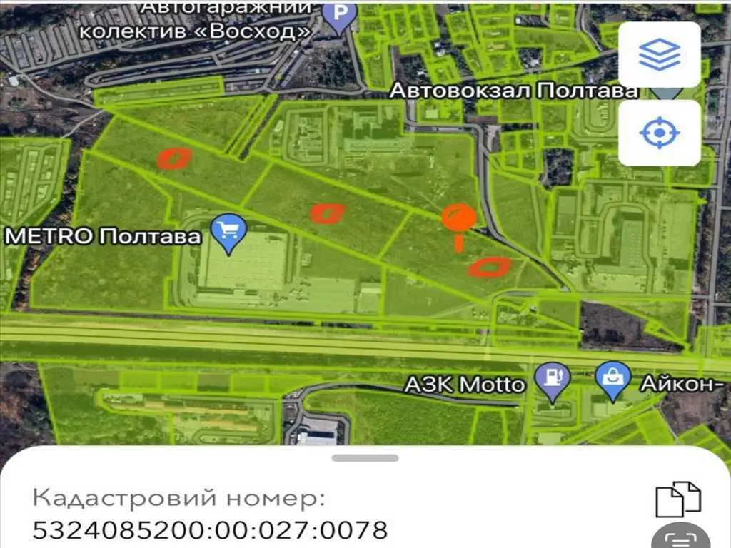 Велика земельна ділянка в районі МЕТРО | Приват житло