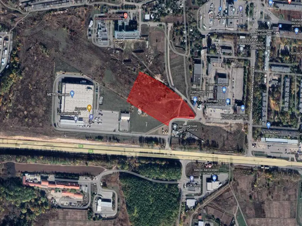 Велика земельна ділянка в районі МЕТРО | Приват житло