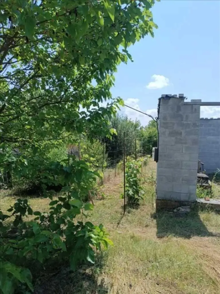 Земельна ділянка 30+25 сотих  в передмісті Полтави | Приват житло