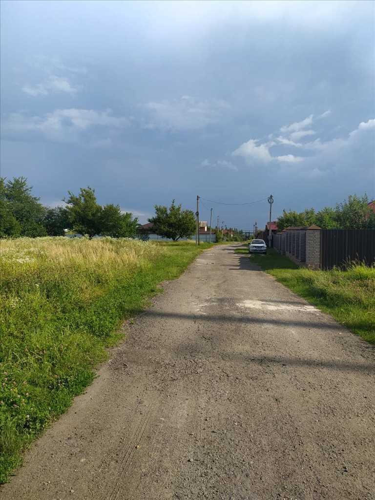 Велика ділянка біля зупинки транспорту на ГРЛ | Приват житло