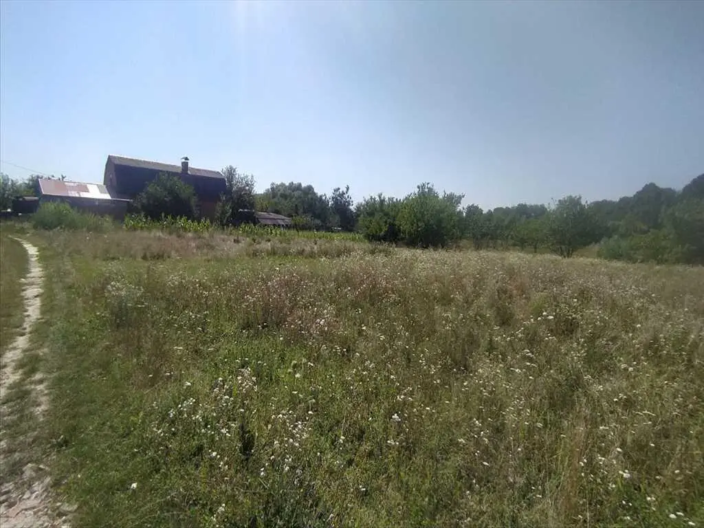 Земельна ділянка в Івашках | Приват житло