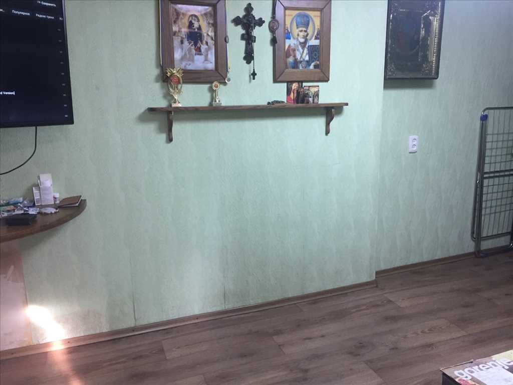 Частина будинку з окремим двором | Приват житло