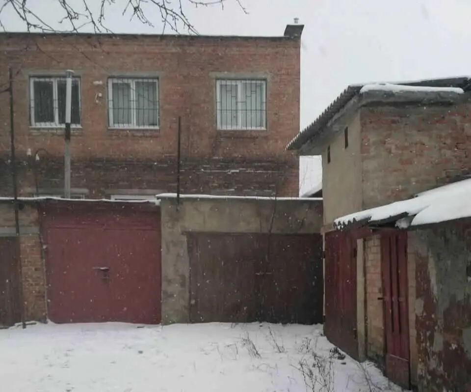 В продажі гараж на розі вул.Європейської та вул. Шевченка | Приват житло