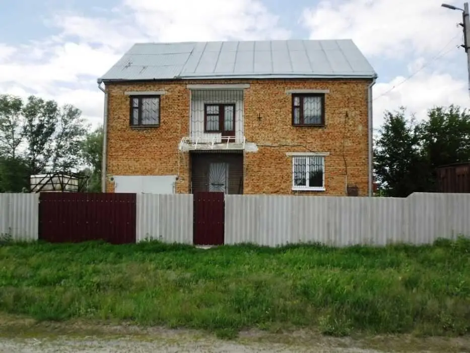 Продається чудовий будинок 25 км від м.Полтава | Приват житло
