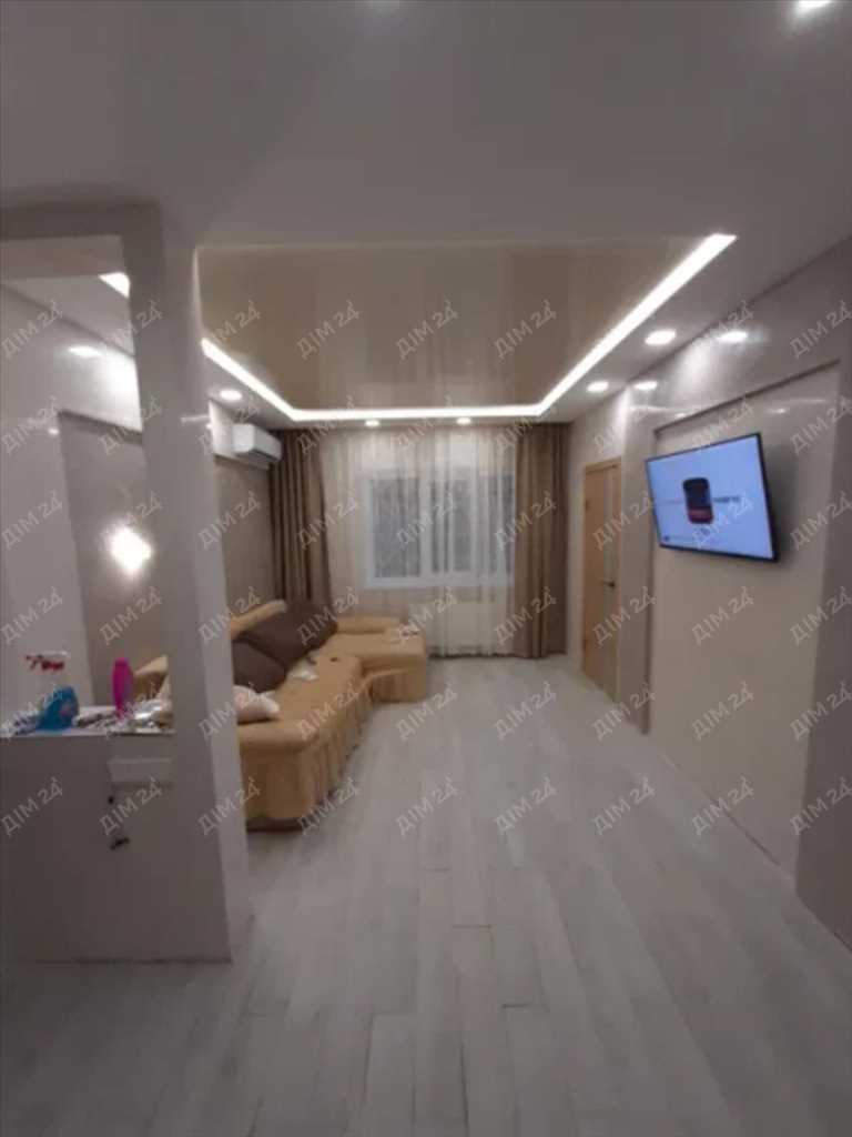 Будинок з євроремонтом на Розсошенцях | Приват житло