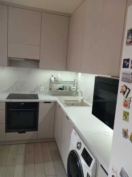 Будинок з євроремонтом на Розсошенцях | Приват житло