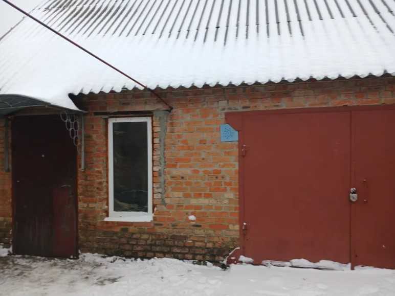 Будинок з євроремонтом на Розсошенцях | Приват житло