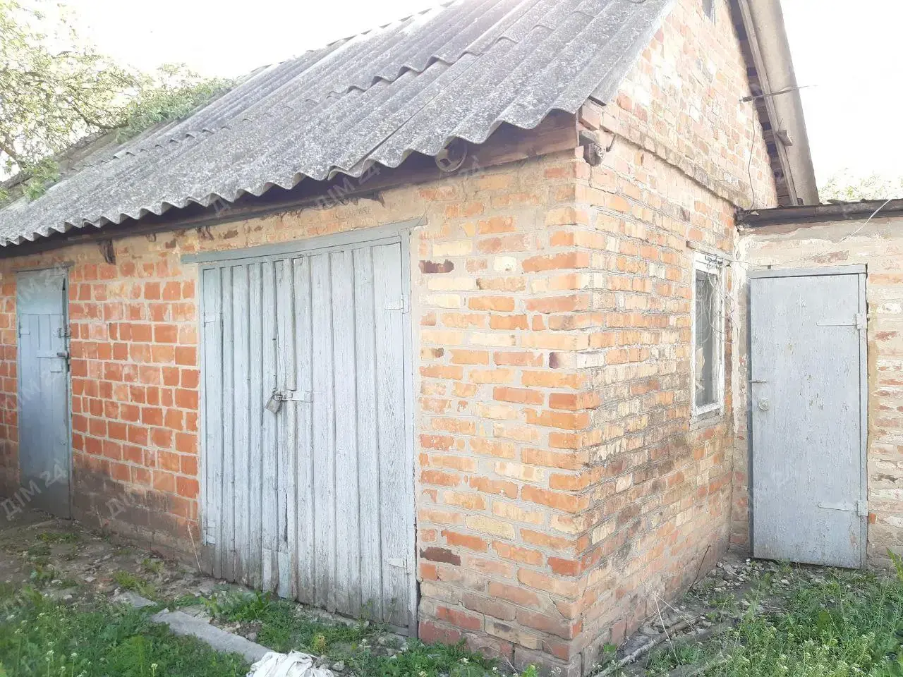 Будинок в с. Ваці за 12 км від Полтави | Приват житло