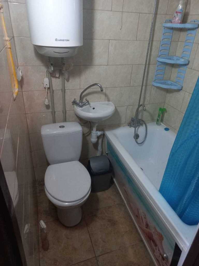 Пропонуємо трикімнатний будинок в районі Червоного Шляху | Приват житло