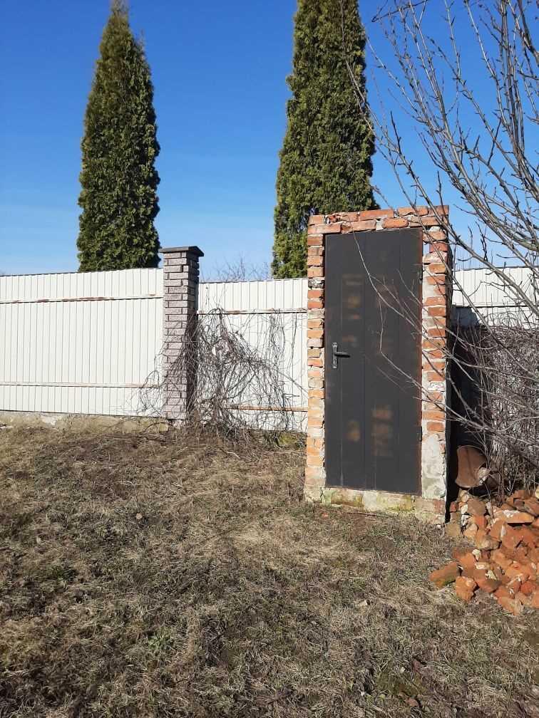 Земельна ділянка під забудову в мальовничому місці у с.Супрунівка. | Приват житло