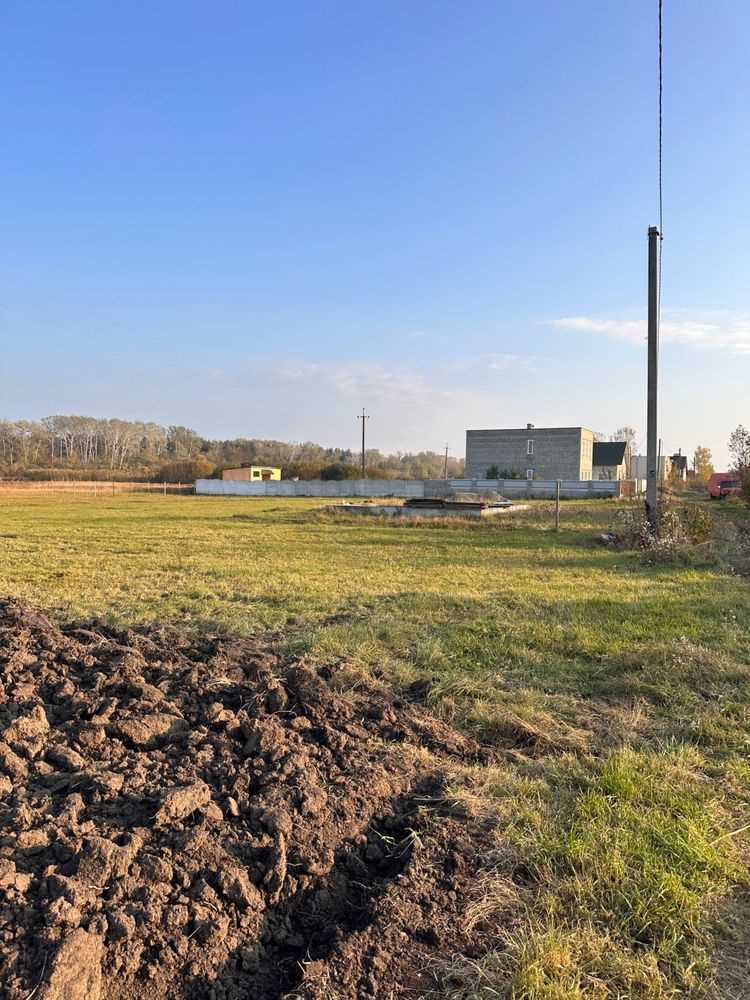 Продається ділянка в с.Нижні Млини | Приват житло