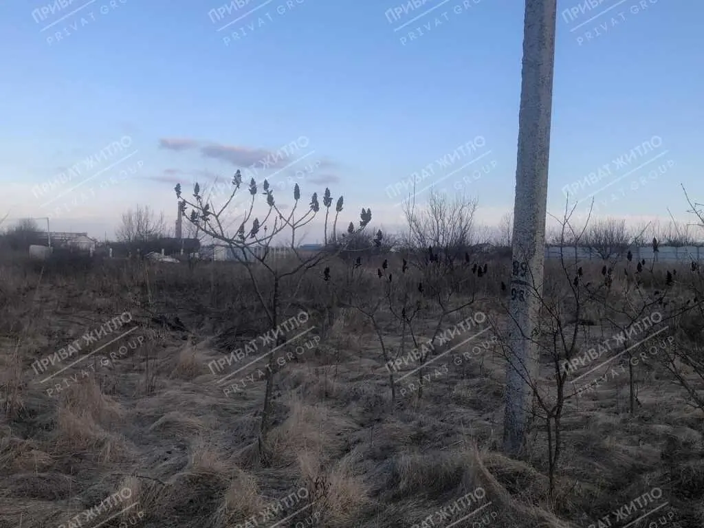  Пропонуємо земельну ділянку 15 соток для Вашого майбутнього будинку в районі ГРЛ
 | Приват житло