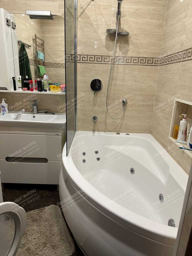 Квартира з індивідуальним опаленням у центрі міста з ремонтом! | Приват житло