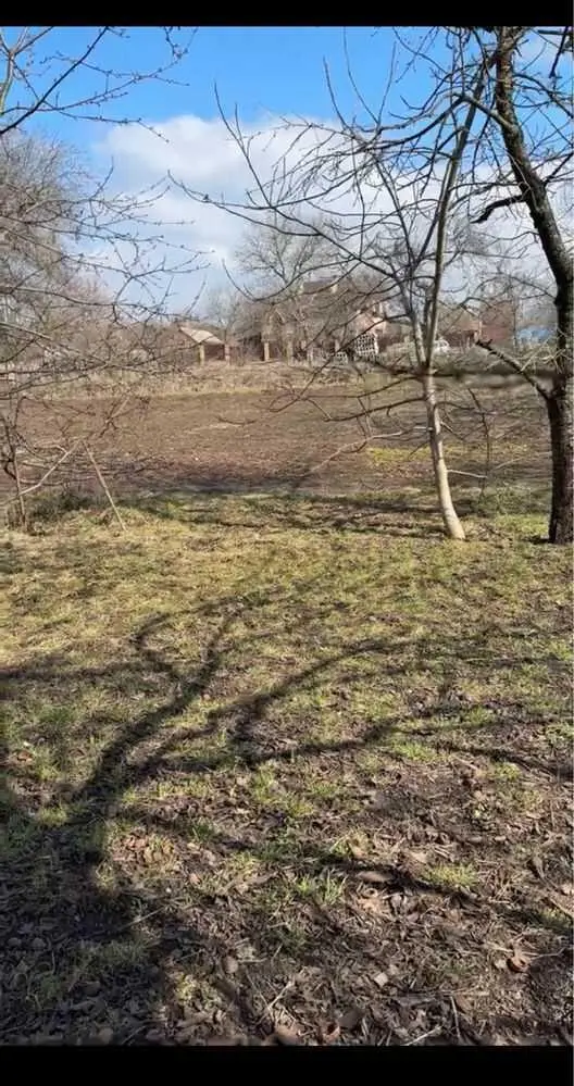 Велика ділянка з будинком в 4 км від міста! | Приват житло