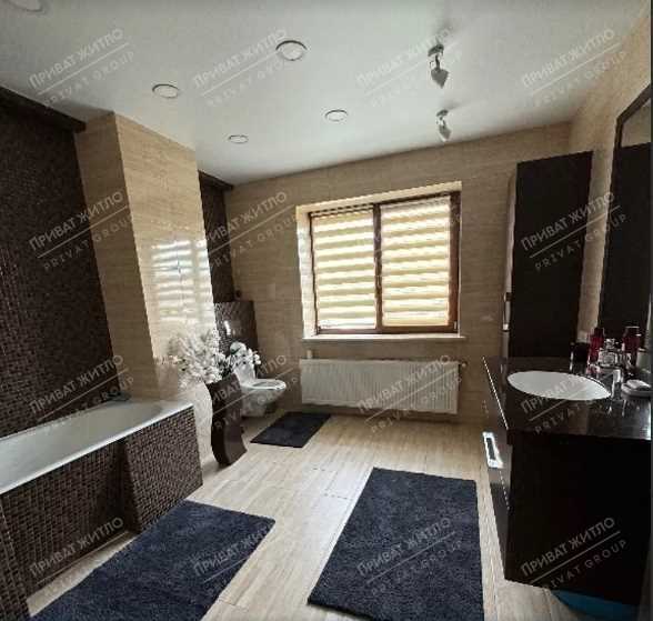 Пропонуємо 2 поверховий будинок  в районі ГРЛ | Приват житло