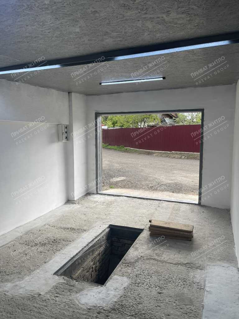 Добротний гараж в р-н Макдональдса! | Приват житло