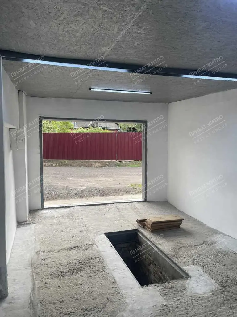 Добротний гараж в р-н Макдональдса! | Приват житло
