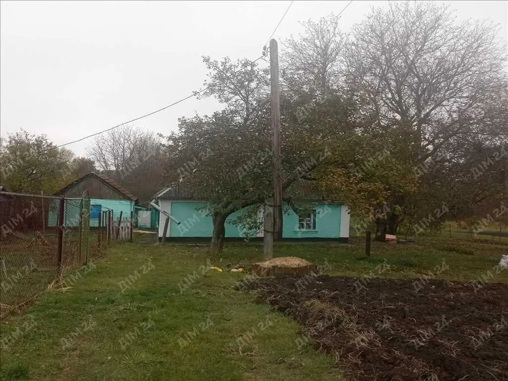 Окремий будинок в передмісті. | Приват житло