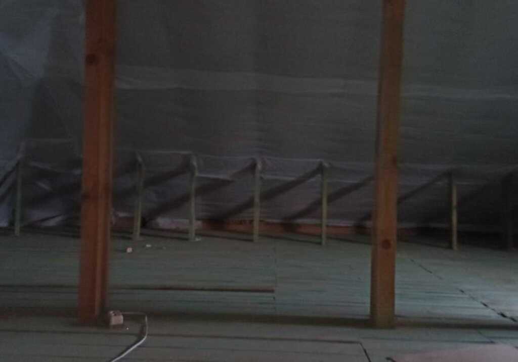 Просторий будинок в тихому місці | Приват житло