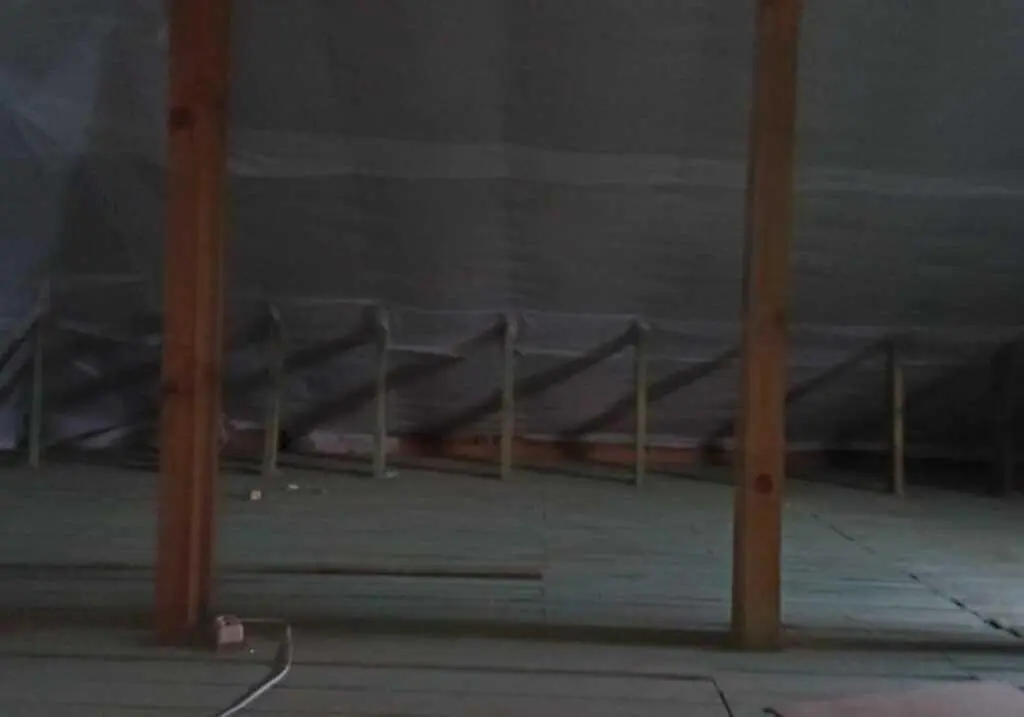 Просторий будинок в тихому місці | Приват житло