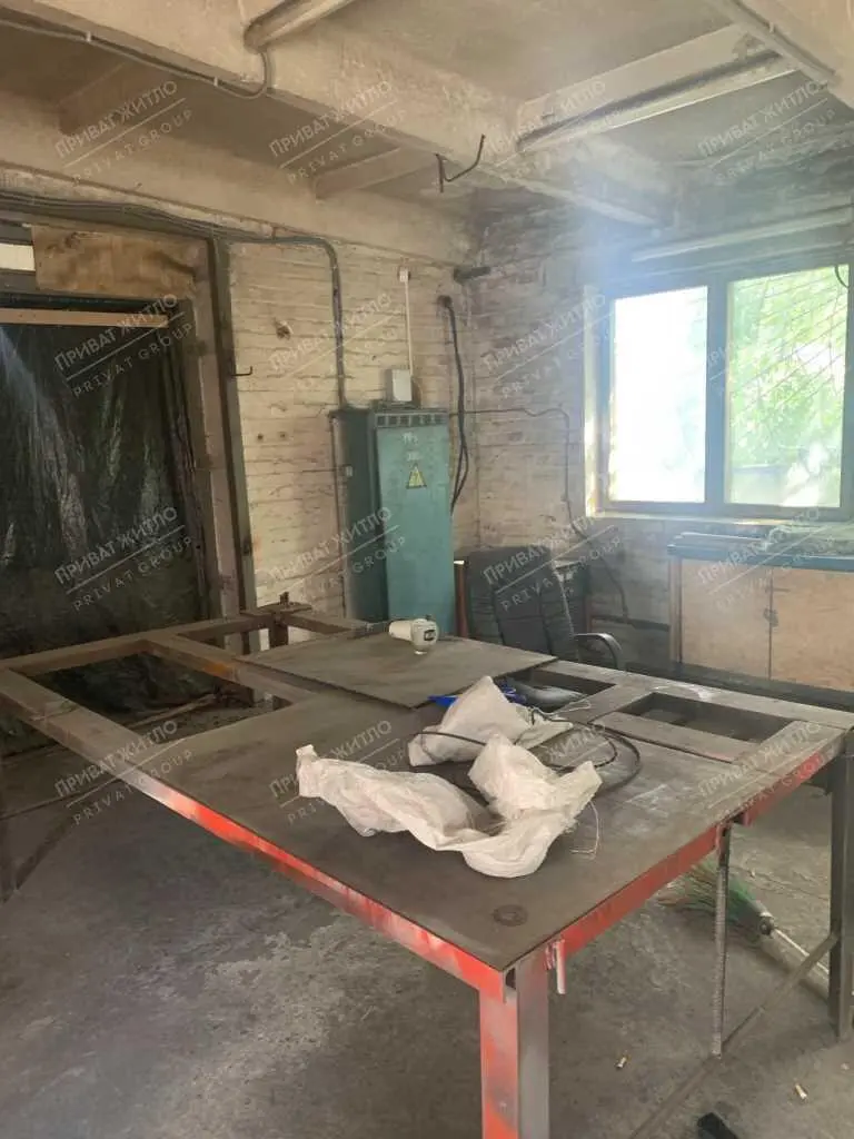 Продаж виробничої бази в Шевченківському районі, м. Полтава
 | Приват житло