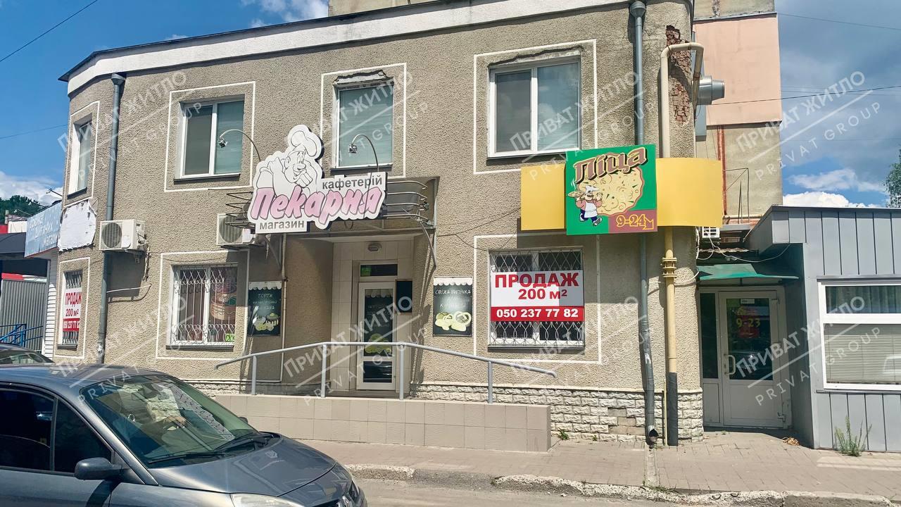 Продається нежитлове приміщення з готовим бізнесом на Леваді. | Приват житло