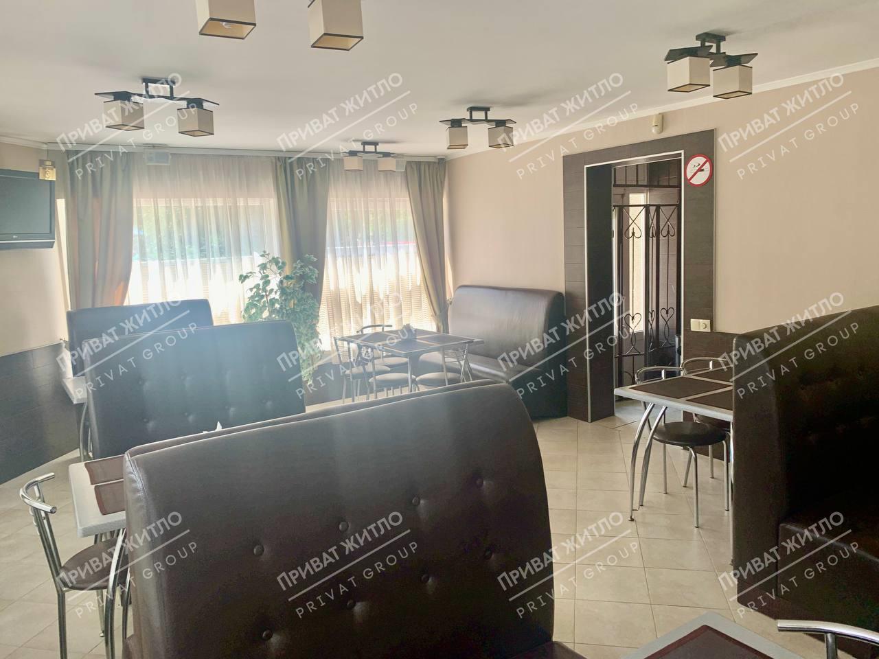 Продається нежитлове приміщення з готовим бізнесом на Леваді. | Приват житло