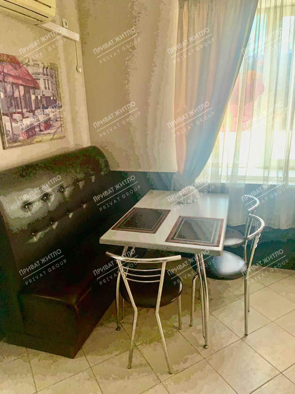 Продається нежитлове приміщення з готовим бізнесом на Леваді. | Приват житло