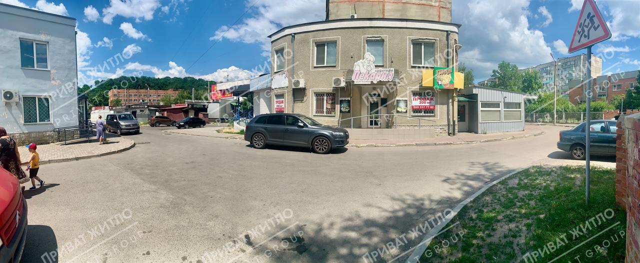 Продається нежитлове приміщення з готовим бізнесом на Леваді. | Приват житло