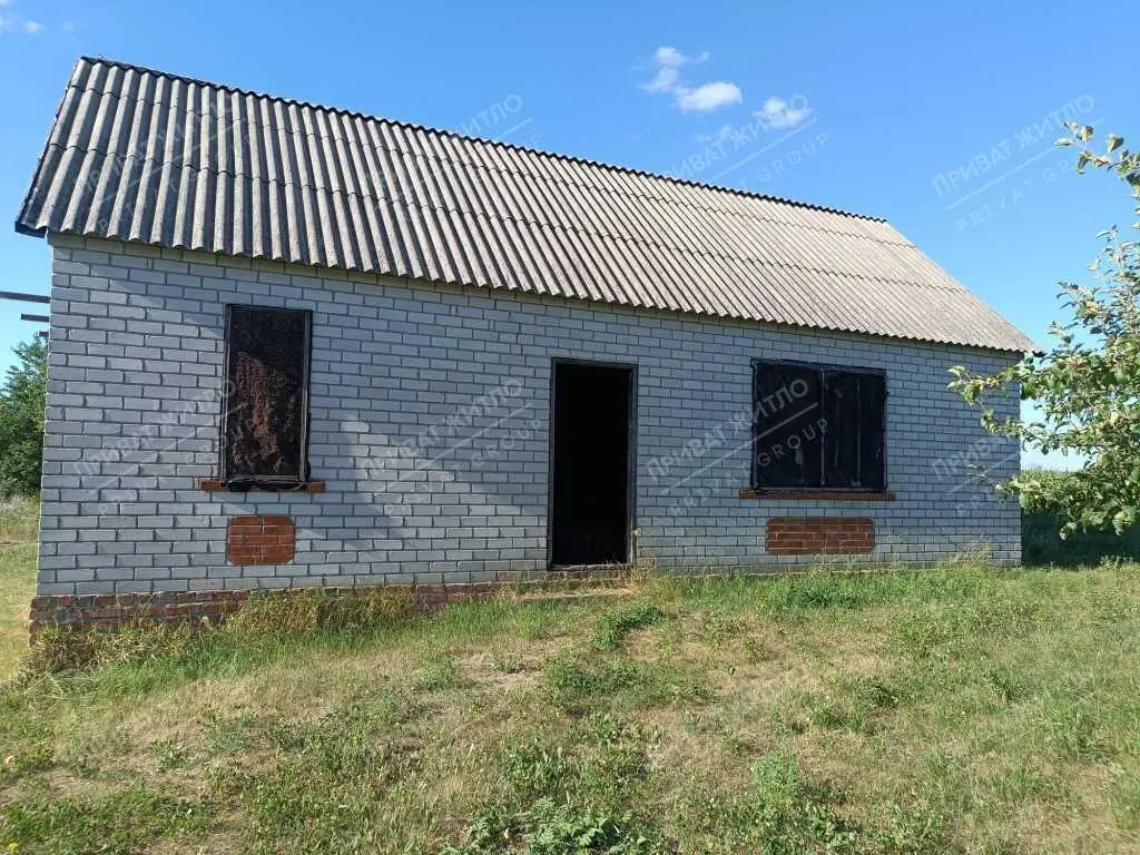 Продаж будинку у  Вацях  | Приват житло