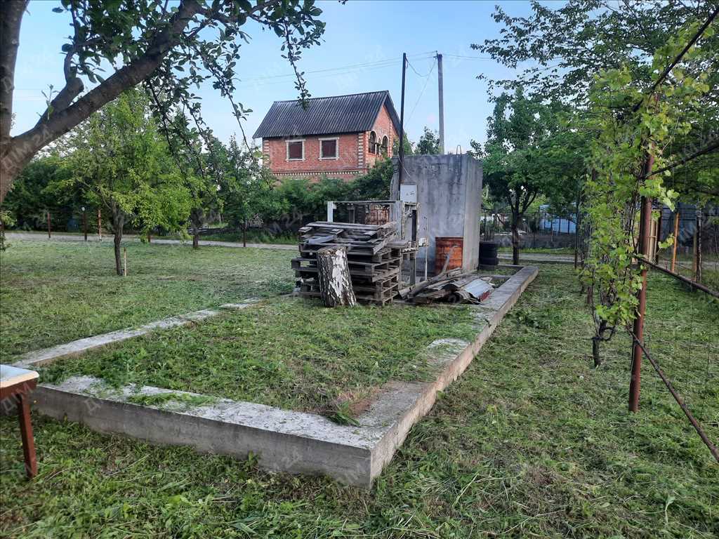 Ділянка в дачному кооперативі! | Приват житло