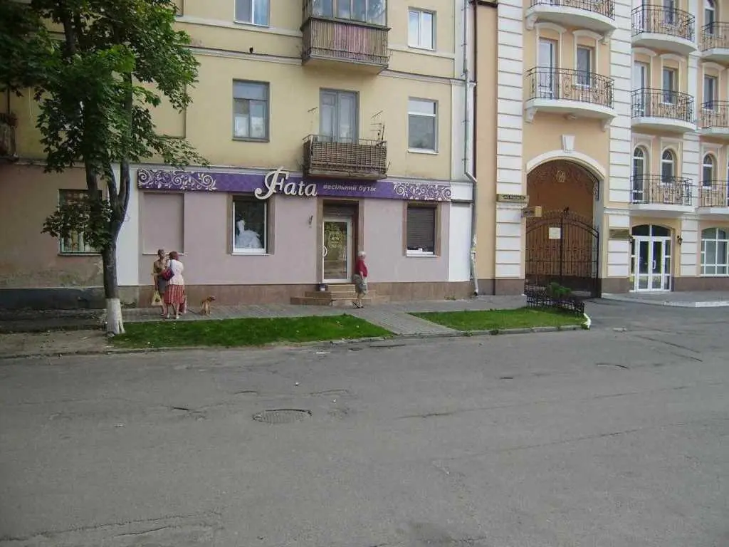 Продаж нежитлового приміщення в самому серці Полтави на вулиці Юліана Матвійчука. | Приват житло