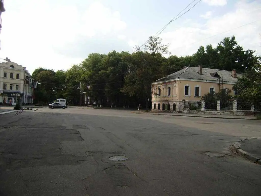 Продаж нежитлового приміщення в самому серці Полтави на вулиці Юліана Матвійчука. | Приват житло