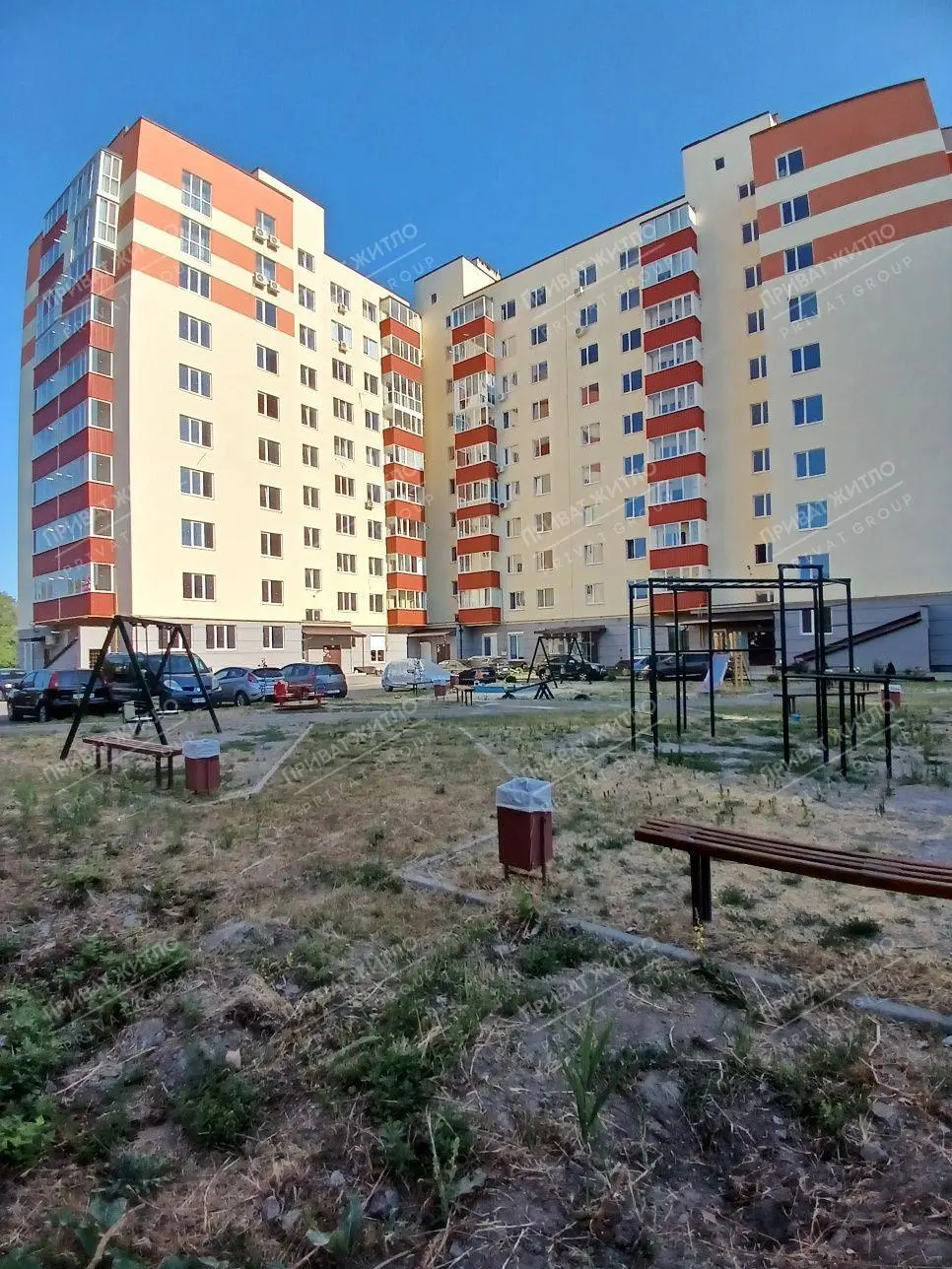 Простора видова квартира, мікрорайон Левада | Приват житло