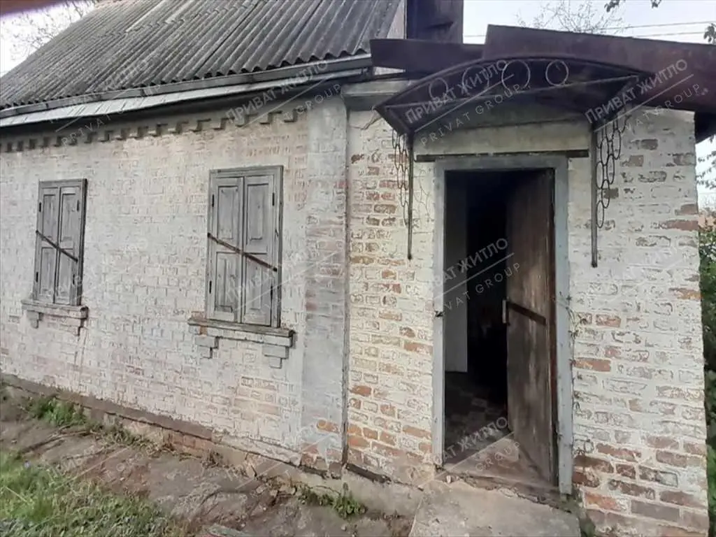 Продаж ділянки з будинком в межах міста | Приват житло