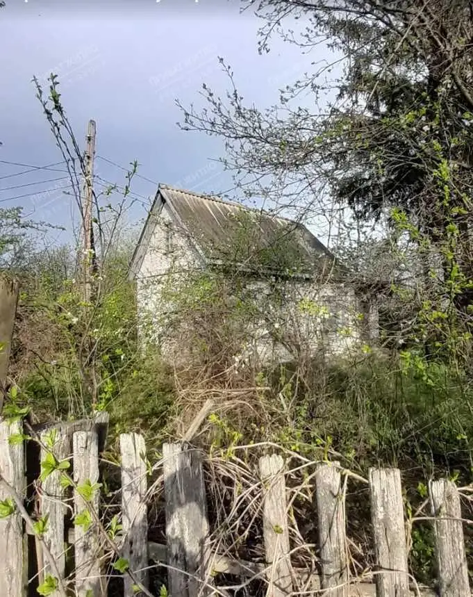 Продаж ділянки з будинком в межах міста | Приват житло