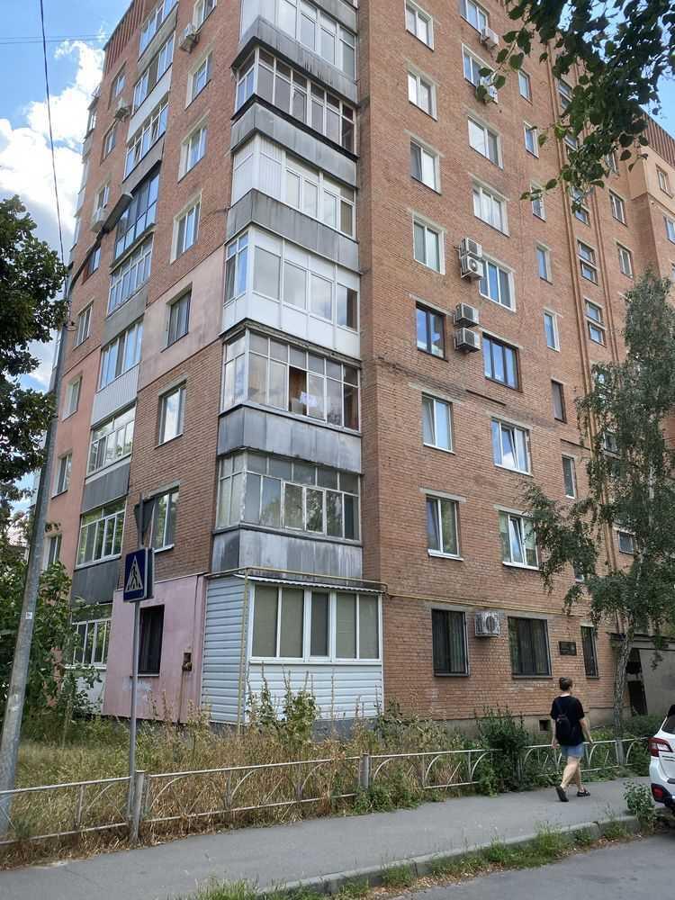 Видова 3-кімнатна квартира в Центрі | Приват житло