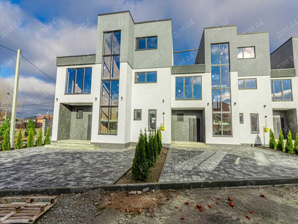 Ексклюзивний таунхаус на Браїлках, введений в експлуатацію | Приват житло