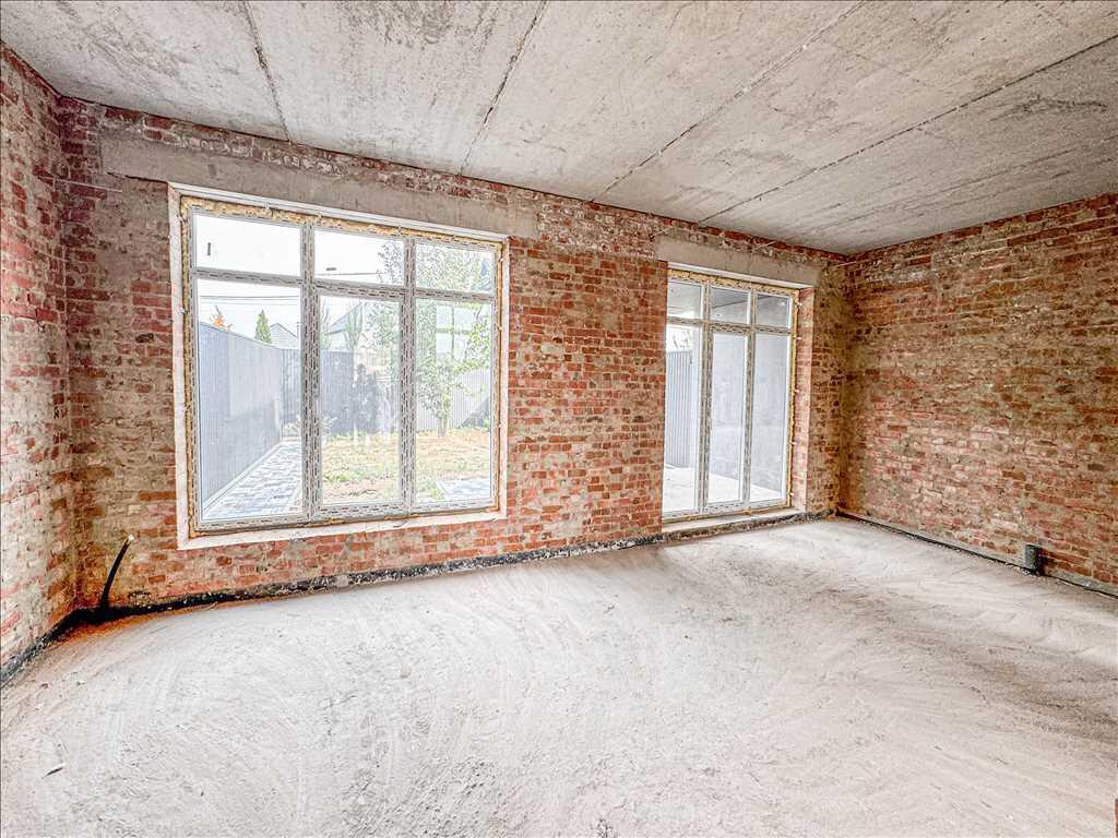 Ексклюзивний таунхаус на Браїлках, введений в експлуатацію | Приват житло