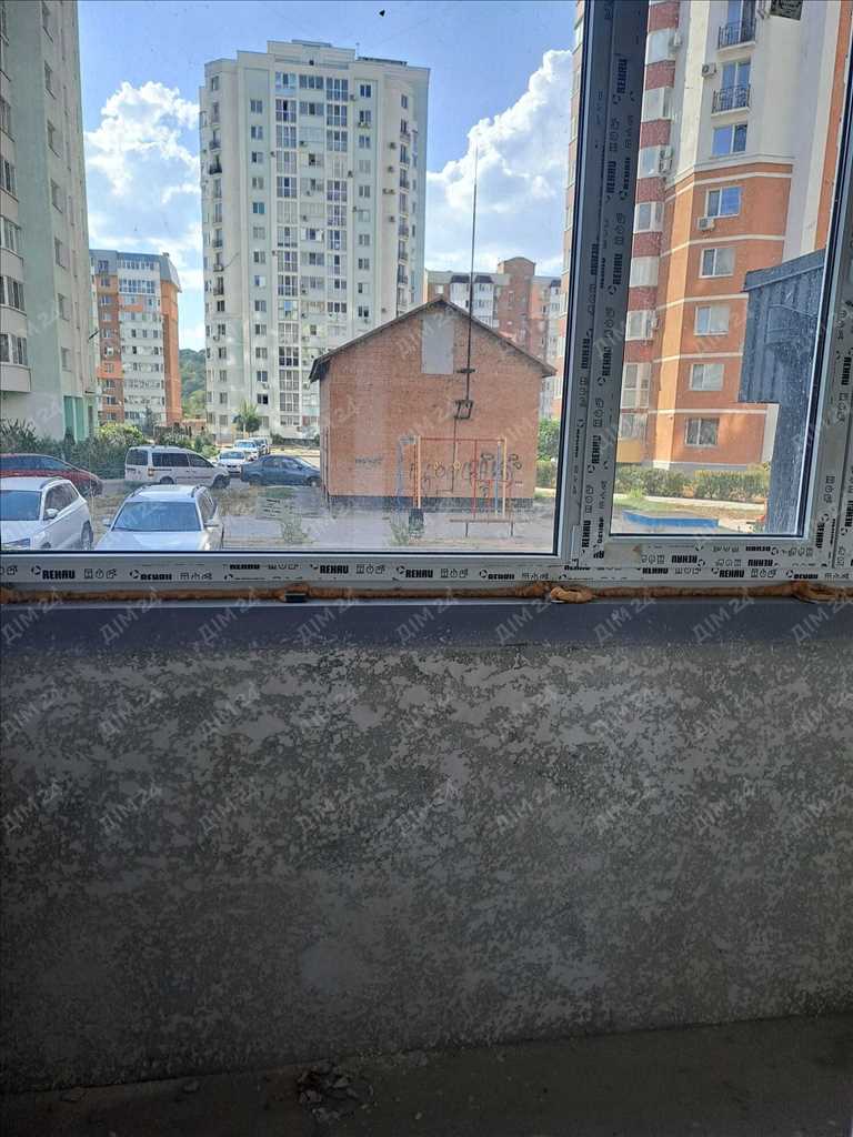 Простора квартира в новобудові! | Приват житло