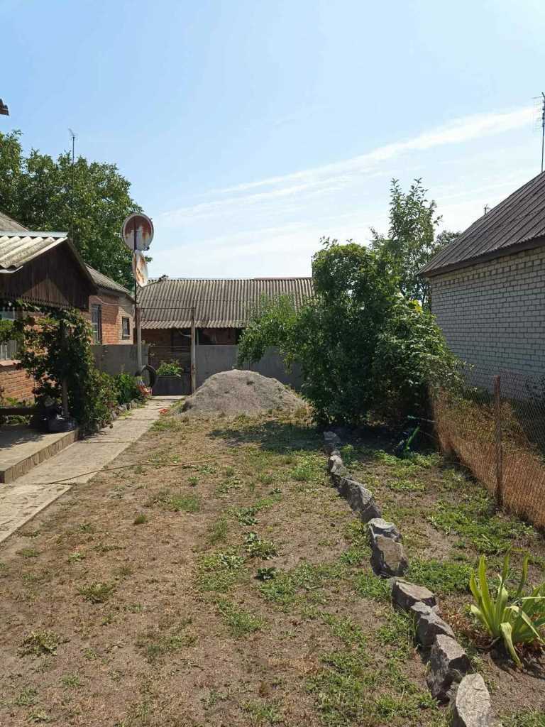 Гарний будинок в селі Руденківка Новосанжарського району | Приват житло