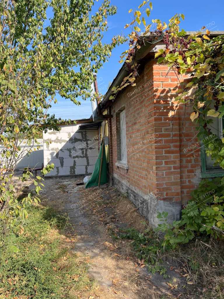 Бюджетна частина будинку на Подолі.  | Приват житло