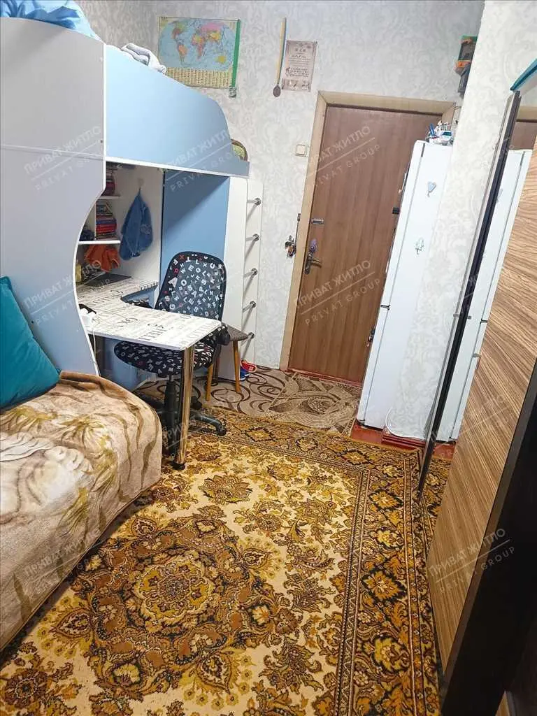 Затишна кімната біля ТРЦ 